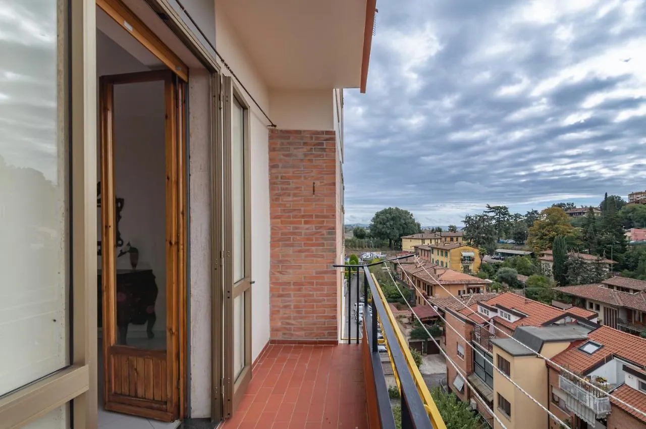 Appartamento Comfy Flat Steps Away From Siena Station! 0*,  Italia