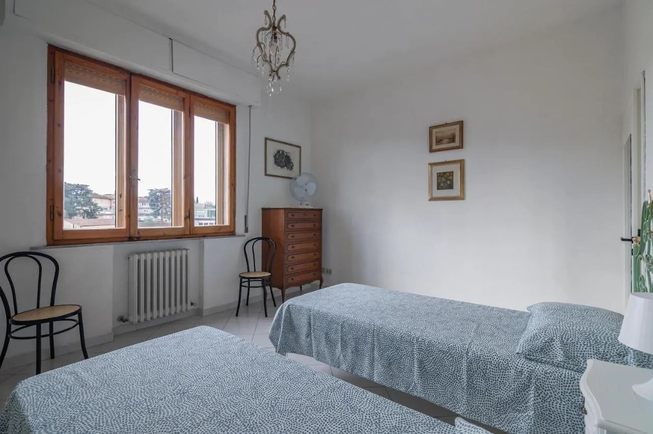 Appartamento Comfy Flat Steps Away From Siena Station!